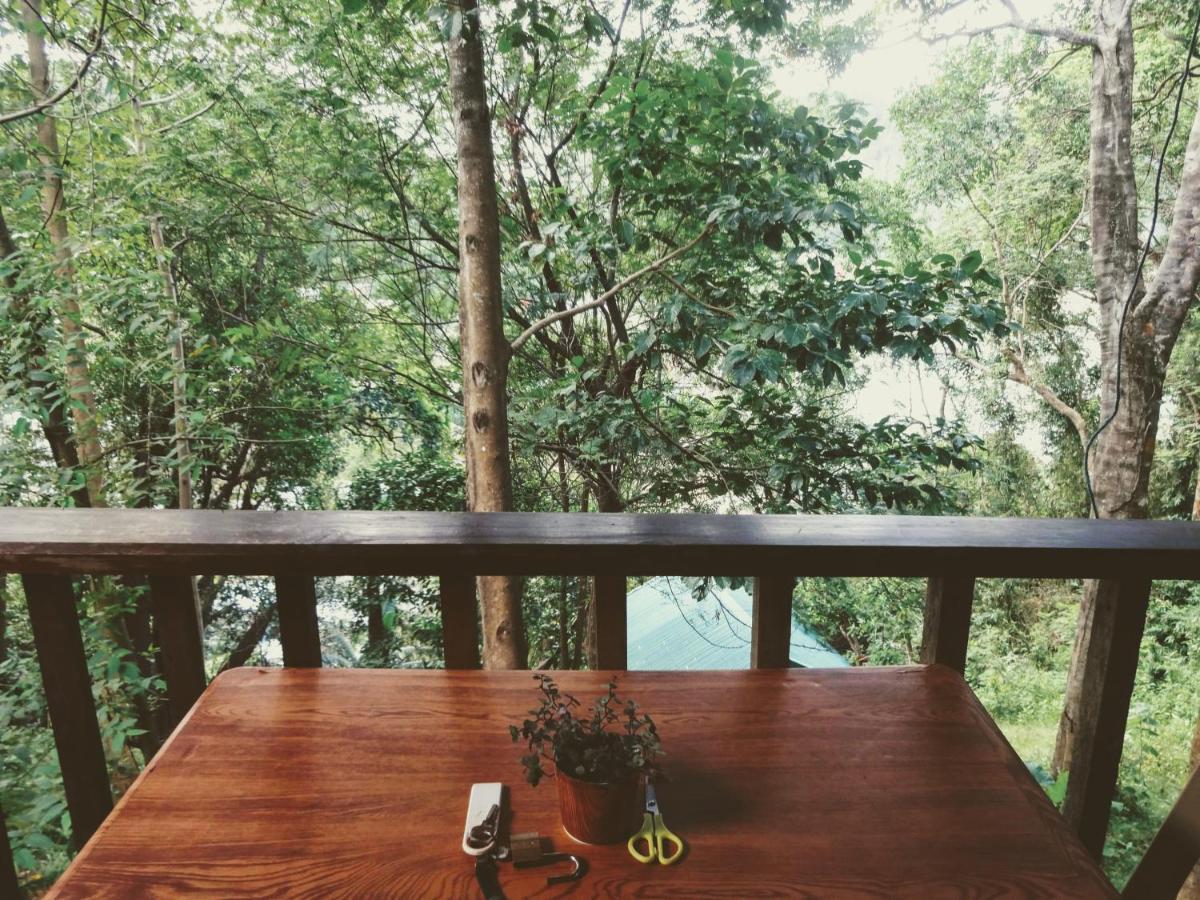 Camp Talusi Hilltop Overlooking El Nido Bagian luar foto